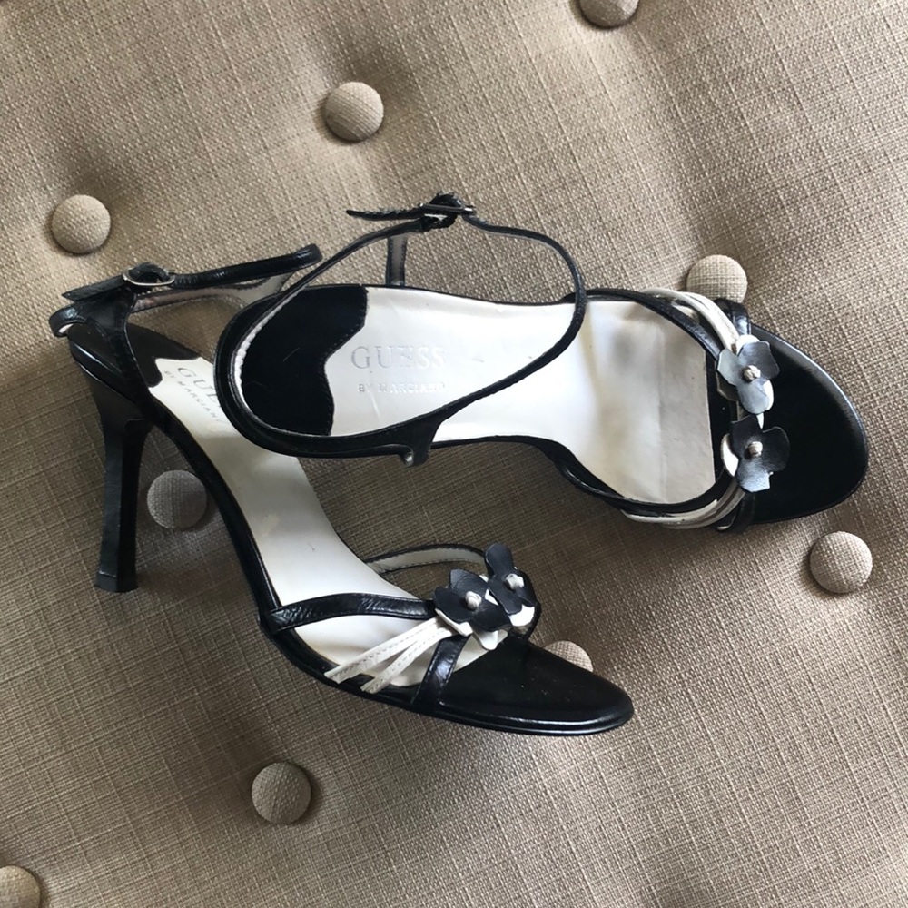 Shoes/pumps - Picture 3 of 4